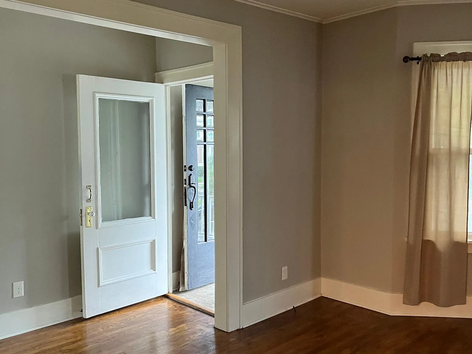 2 bed, 1200 sqft, $1,850 — Photo 3