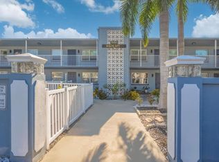 550 50th Ave N #28, Saint Petersburg, FL 33703