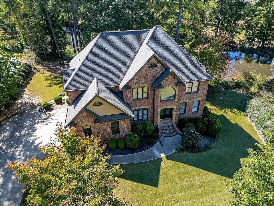 1st image of 1128 McCoy Dr