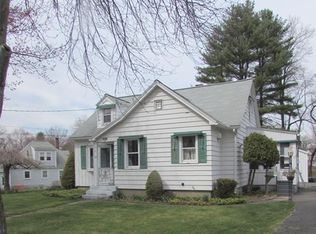 10 Queen Cir, South Hadley, MA 01075