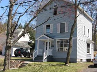 906 Oregon Ave, Niskayuna, NY 12309