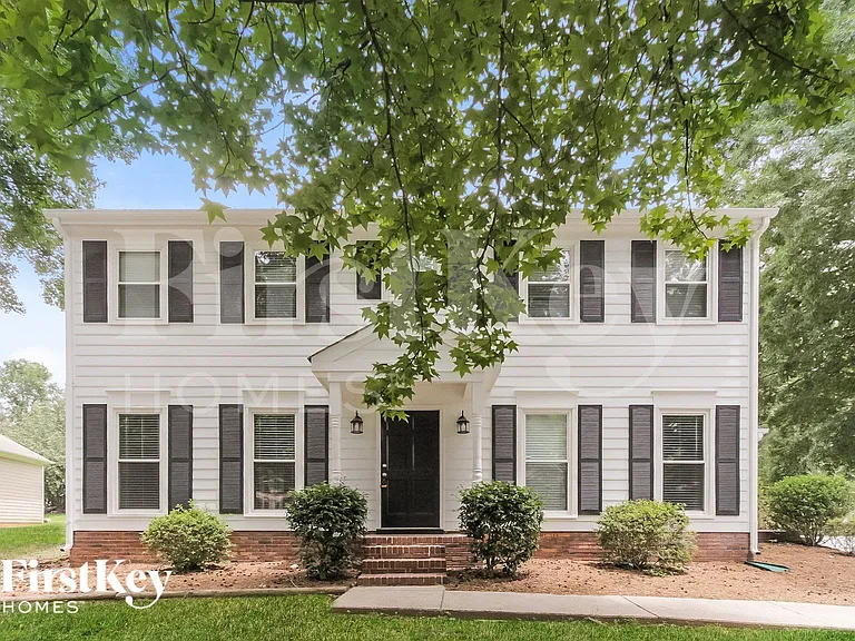 10603 Par Cove Ln — Photo 1