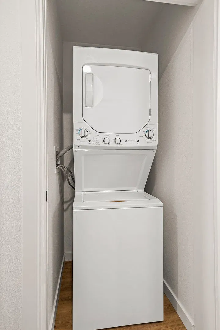 Kellogg Apartments — Photo 4