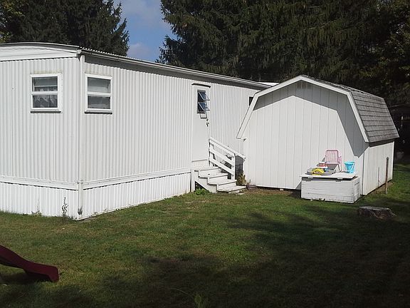 3rd image of 4400 Melrose Dr Lot 83