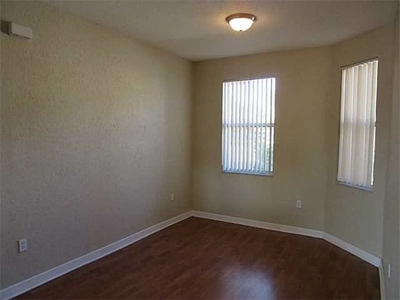 4th image of 11394 NW 83rd Way