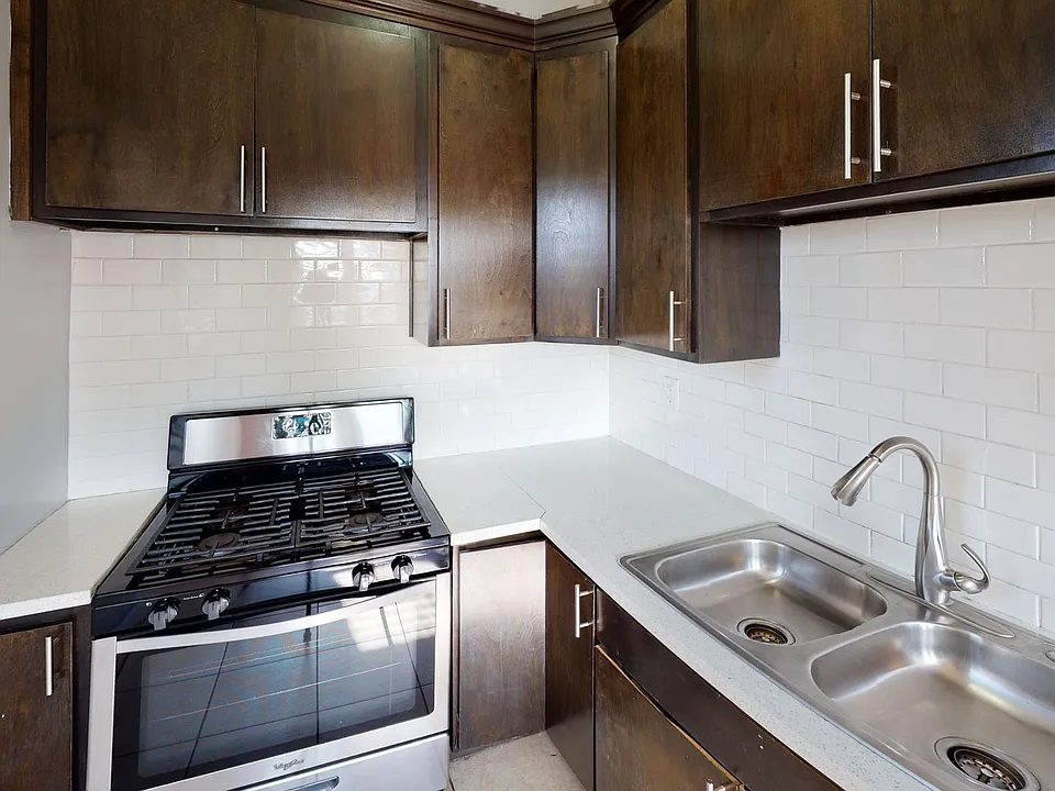 Newly Remodeled Gorgeous Apartment Available...CALL NOW!