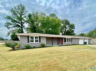 2501 Waltham Dr NE, Huntsville, AL 35811