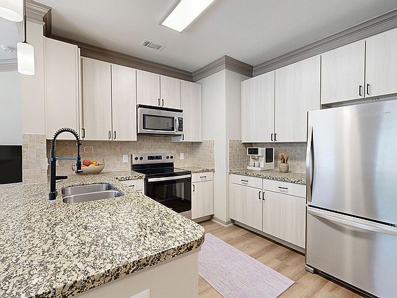 Newly Renovated Kitchen with Granite Countertops