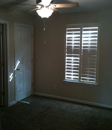 4th image of 2414 N Arthur Ave