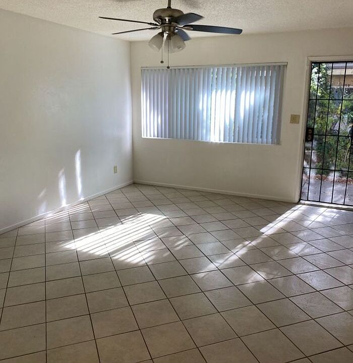 1st image of 4440 Rosebud Ln APT B