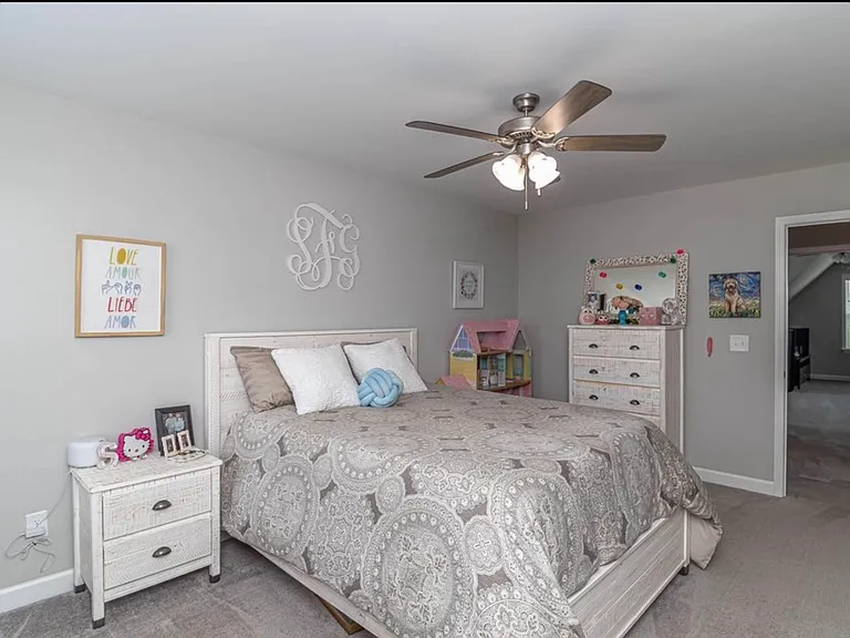 300 Stonebridge Dr — Photo 16