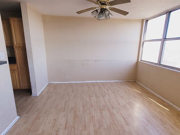 2nd image of 4300 W Ford City Dr APT 510