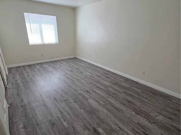 6553 McRae Ave #201 — Photo 16