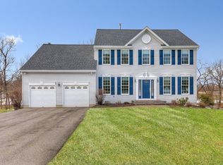 11 Thoroughbred Dr, Branchburg, NJ 08876