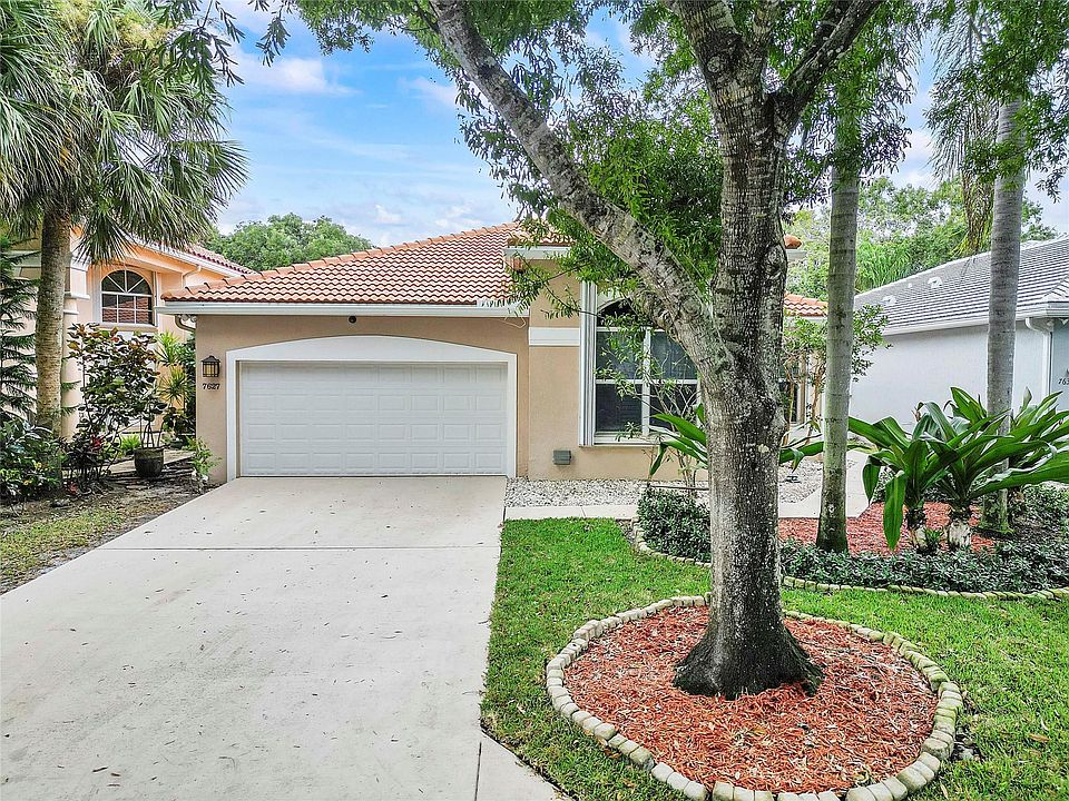 1st image of 7627 NW 70th Way