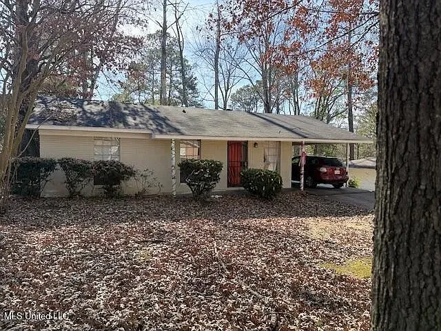 4 bed, 1688 sqft, $1,400 — Photo 1