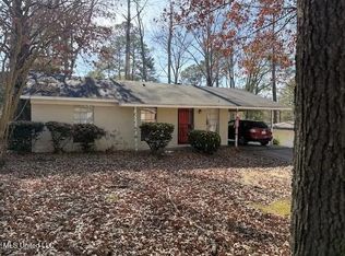 223 Champion Hill Dr, Jackson, MS 39212