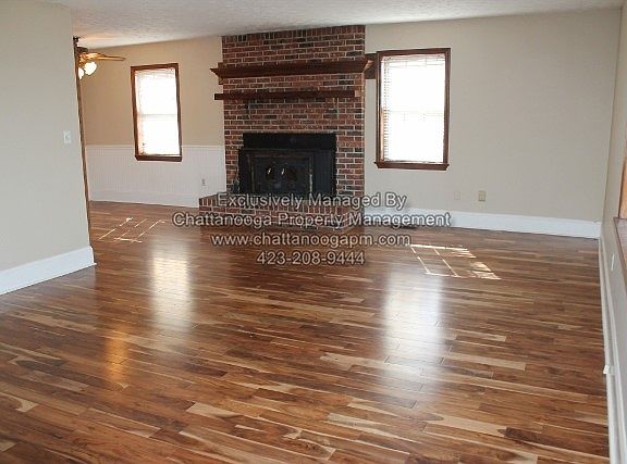 watermarked-2016-02-05 001 (640x427)_02052016