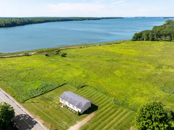 484 Woodside Road, Brunswick, ME 04011