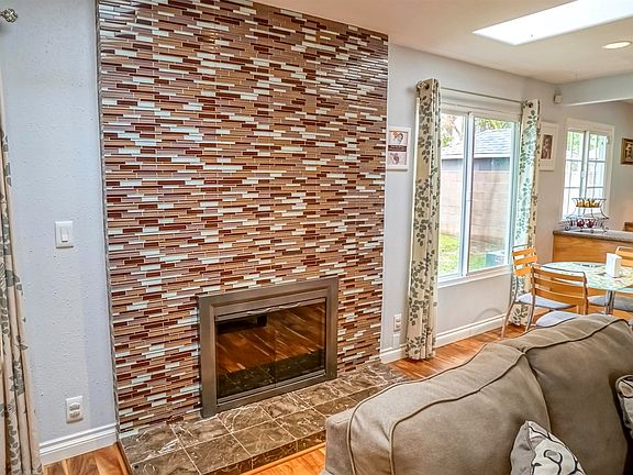 4th image of 22841 Cantara St