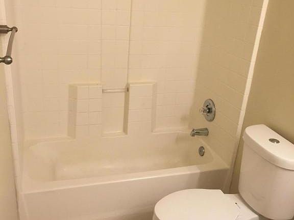 2nd image of 2612 N Balboa Ave