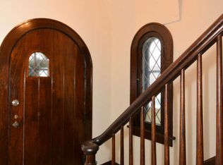 2614 N 73rd St, Wauwatosa, WI 53213