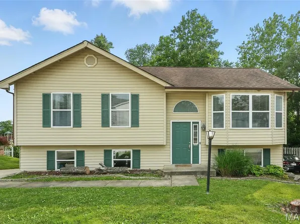 211 Coachman Way, O'Fallon, MO 63368