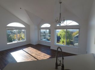 2711 14th Ave S #D, Seattle, WA 98144