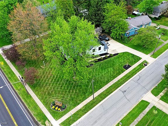 5th image of 8093 S Park Dr