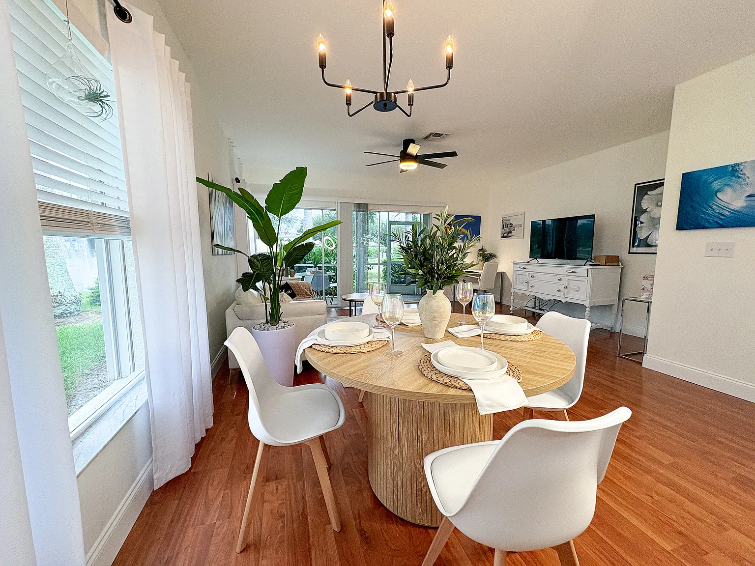 2 bed, 2.5 bath, 1181 sqft, $1,850 — Photo 2
