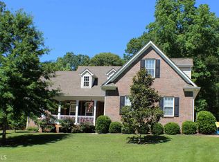 55 Walton Place Dr, Newnan, GA 30263