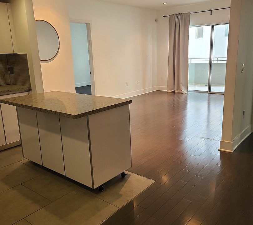 1st image of 1730 Sawtelle Blvd APT 304