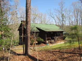 61 Chickasaw Ct, Ellijay, GA 30540