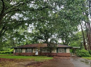 1009 Betty St SW, Decatur, AL 35601