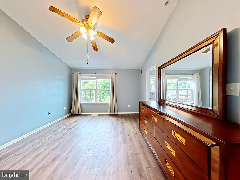 6955 Aquamarine Ct — Photo 32