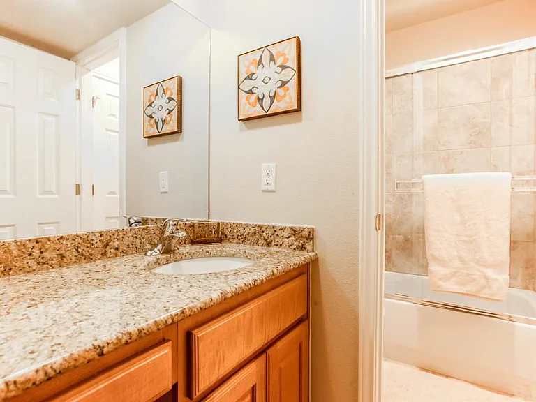 1500 E Side Dr #117-A — Photo 8