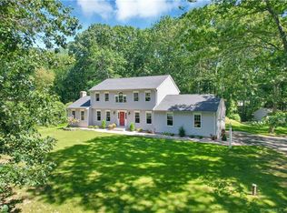 6 Sutton Dr, Vernon, CT 06066