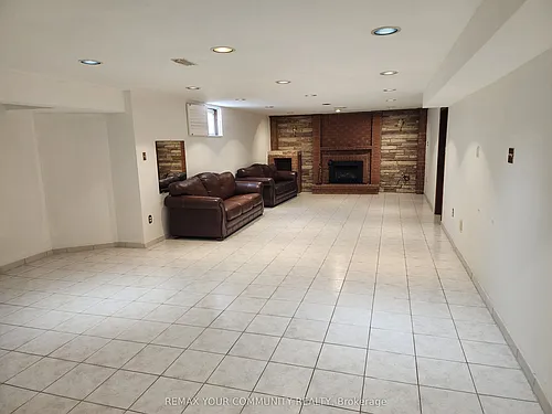 52 Flushing Ave #BASEMENT Photo 1
