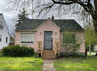 5100 Anthony St, Maple Heights, OH