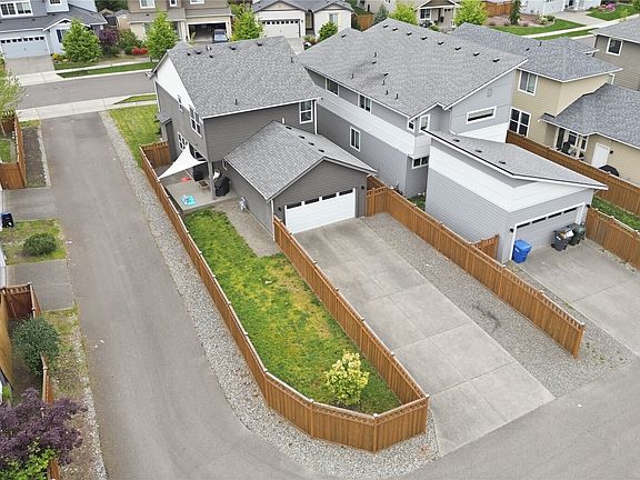 3rd image of 13255 178th Avenue Ct E