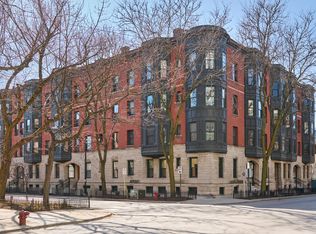 2348 N Cleveland Ave APT 4, Chicago, IL 60614