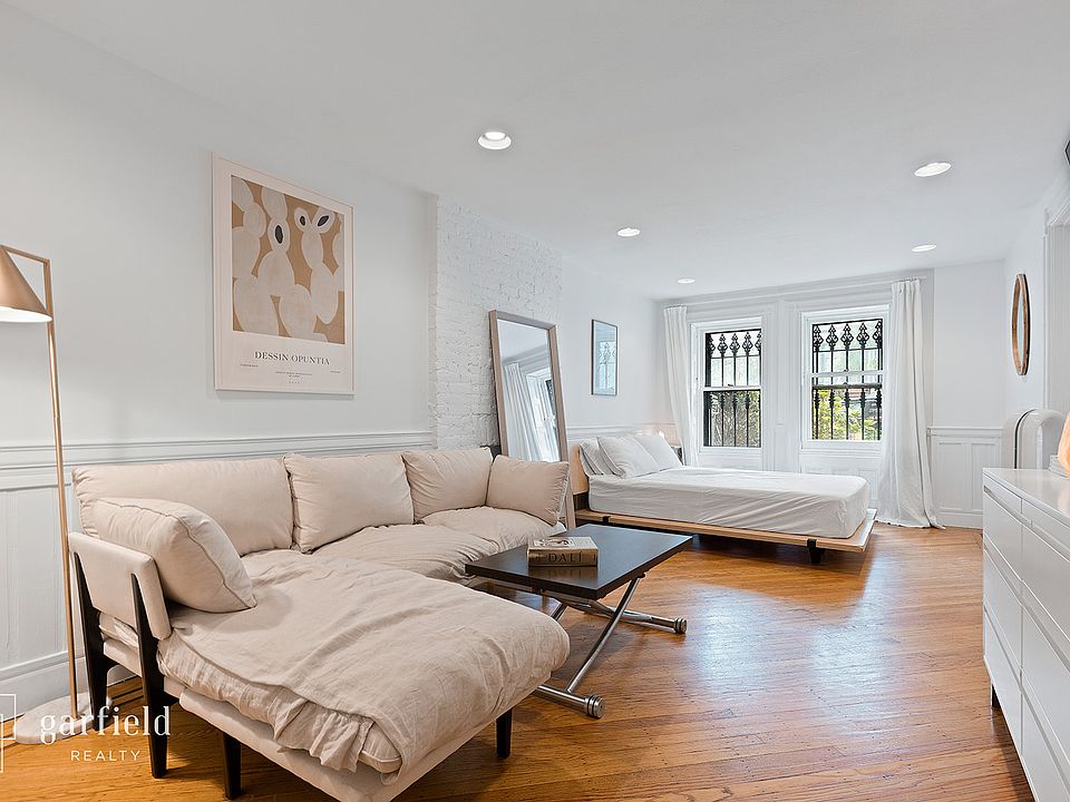 1st image of 442A 8th St #1