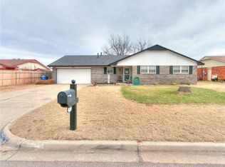 2725 Villa Dr, El Reno, OK 73036