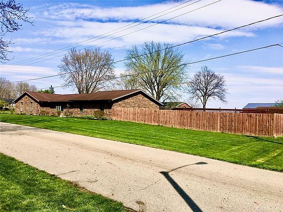 2nd image of 802 Brunswick Dr