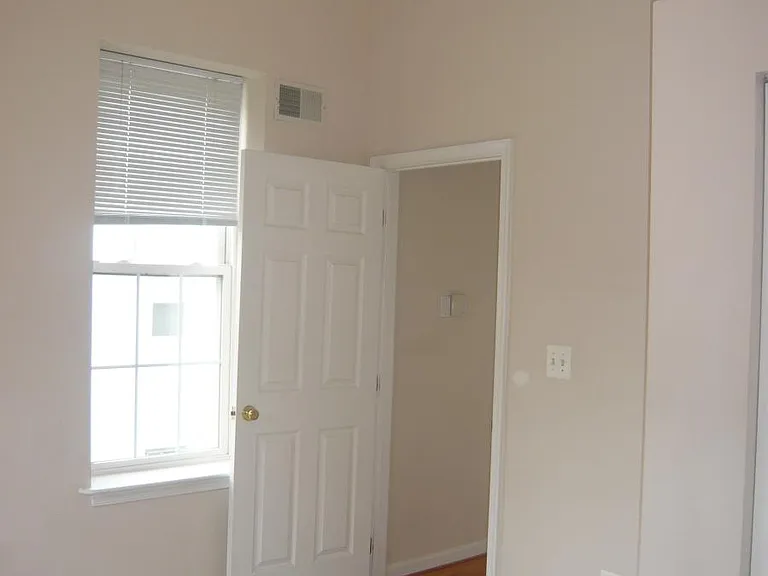 bedroom #1