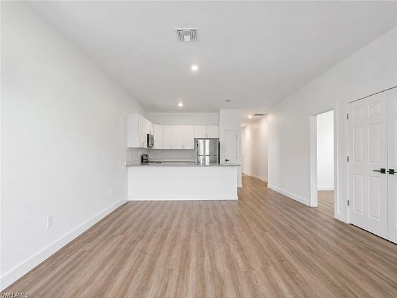 5th image of 2224-2226 Kenneth AVE S