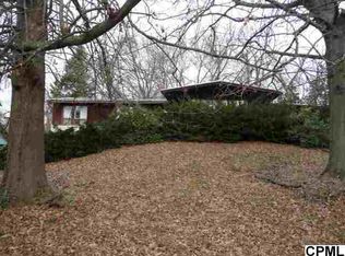 11 Hillcrest Dr, Bowmansdale, PA 17055