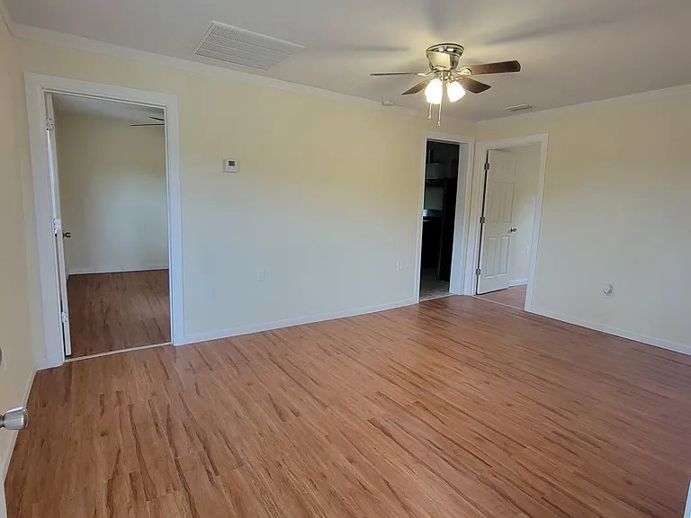 1808 N Tenneha Ave — Photo 3