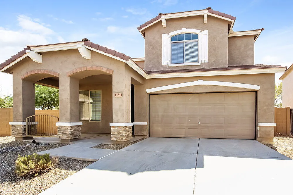 4 bed, 3.0 bath, 1819 sqft, $2,095 — Photo 1