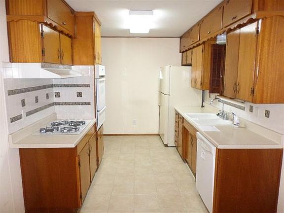 4th image of 332 W Southern Ave